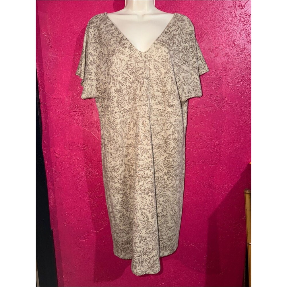 Tommy Bahama tropical botanical print V-Neck 100% linen shift dress. Sz L